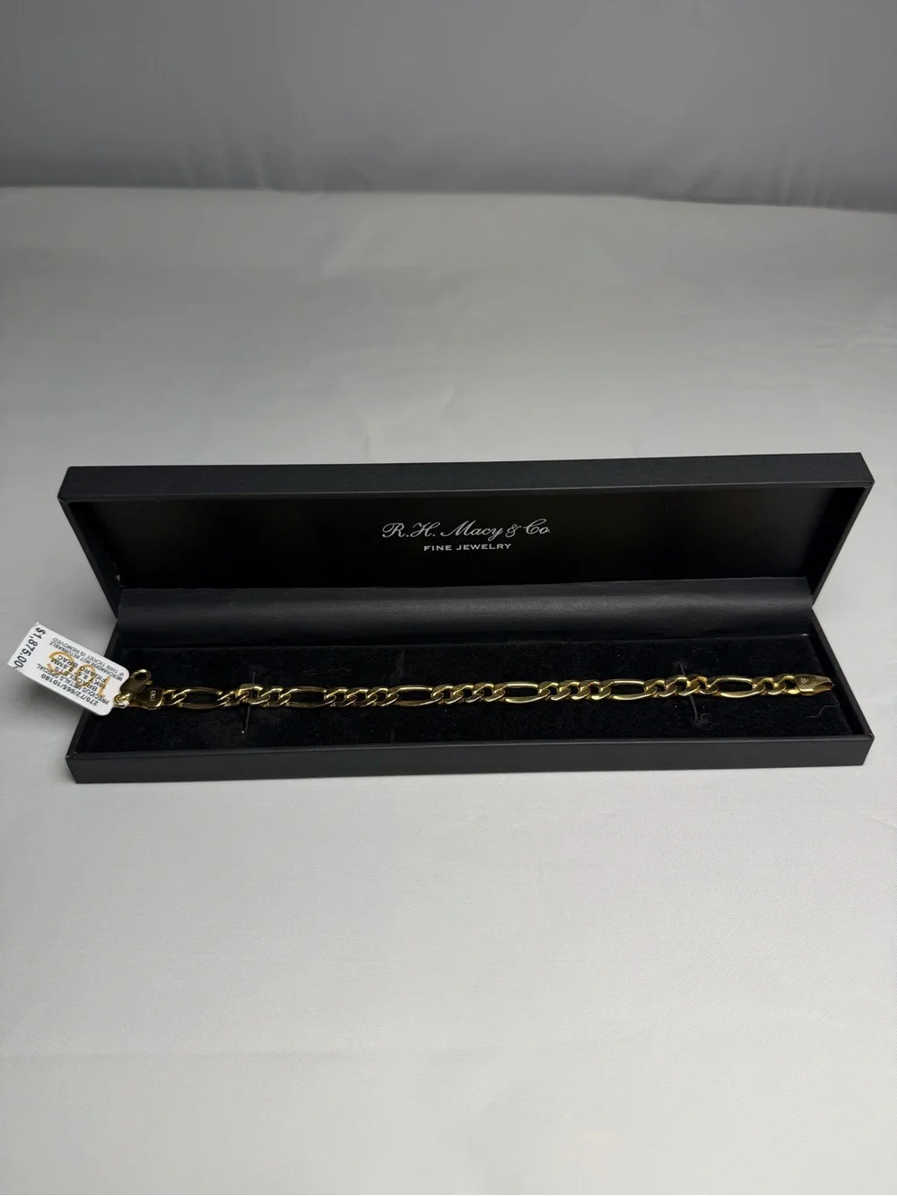 Mens 10K Yellow Gold Figaro Link Chain Bracelet 8 inch New With Box Macy's